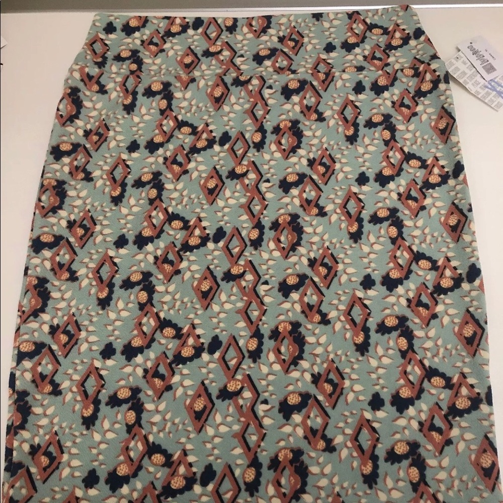 LulaRoe Cassie XL NEW with tags